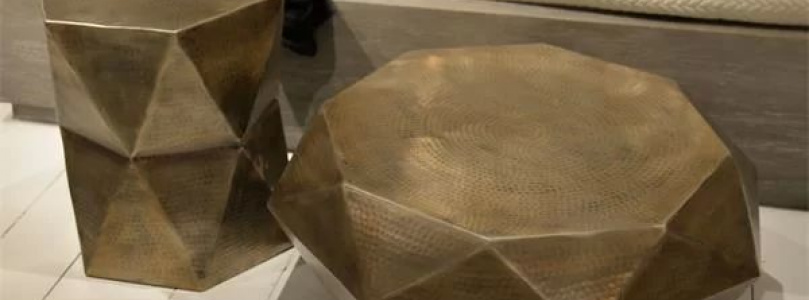 5 geometrikus asztal, ami a szobánk fókuszpontja is lehet